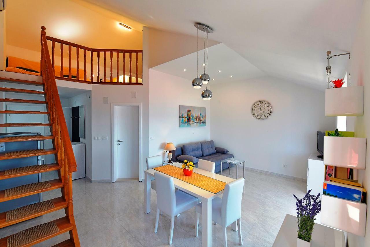 Apartments Tamara フヴァル エクステリア 写真